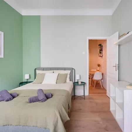 Cozy Marques De Pombal Апартаменты Лиссабон